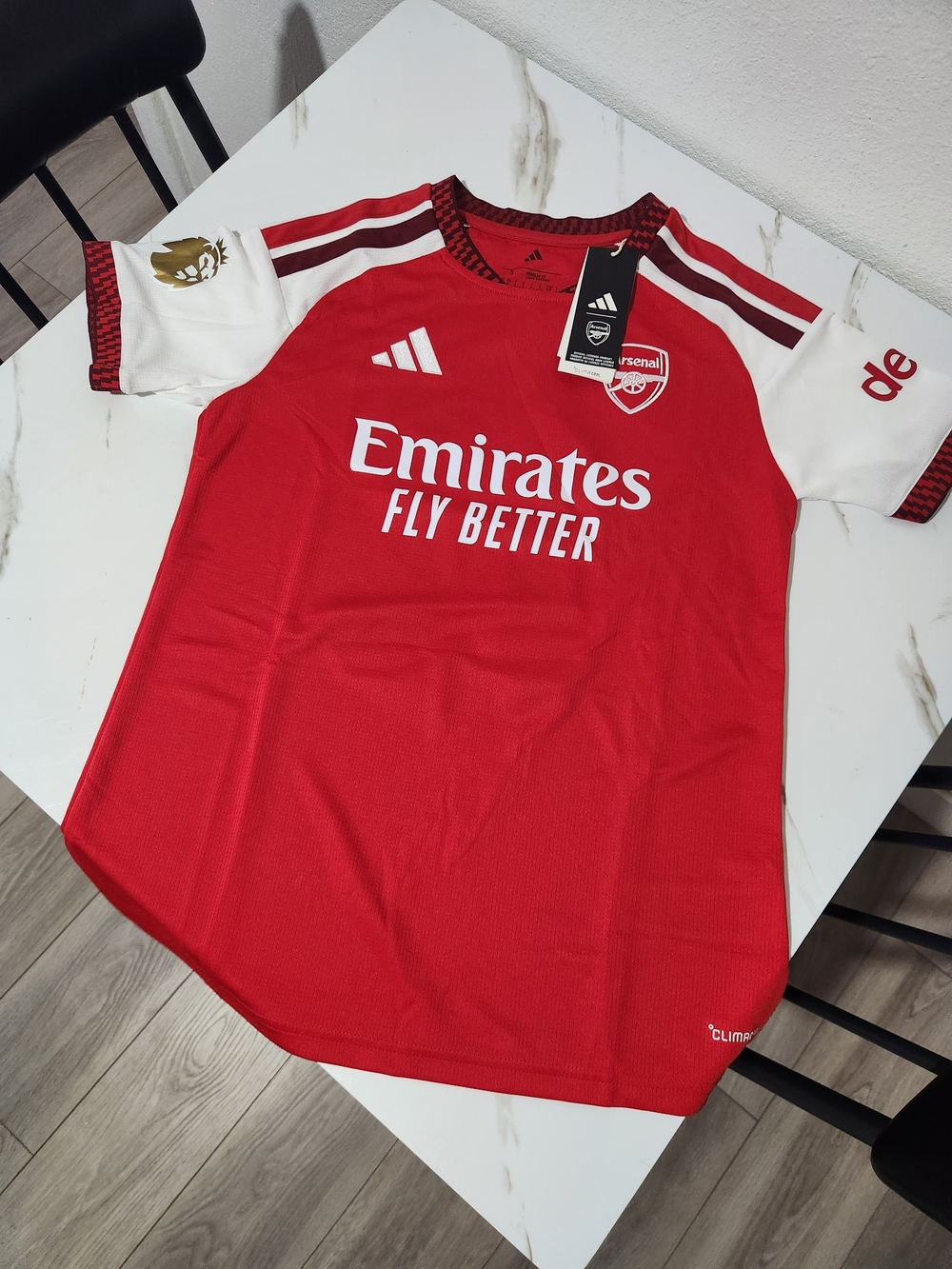 adidas Arsenal Red and White Men's Football Jersey - Picture 4 of 8